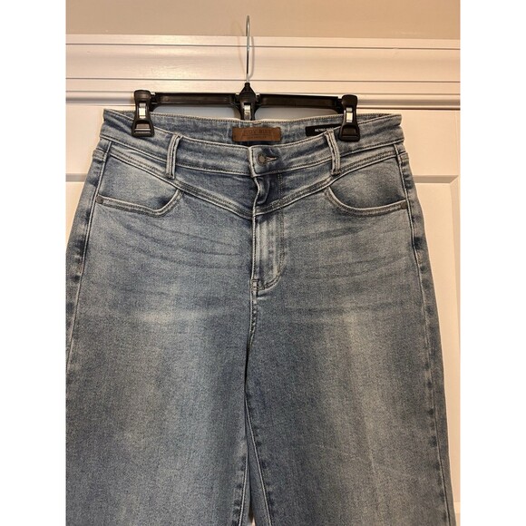 Judy Blue Jeans Women’s 11/30 Blue Retro Wide Fit High Rise Medium Wash Grunge - Picture 2 of 8